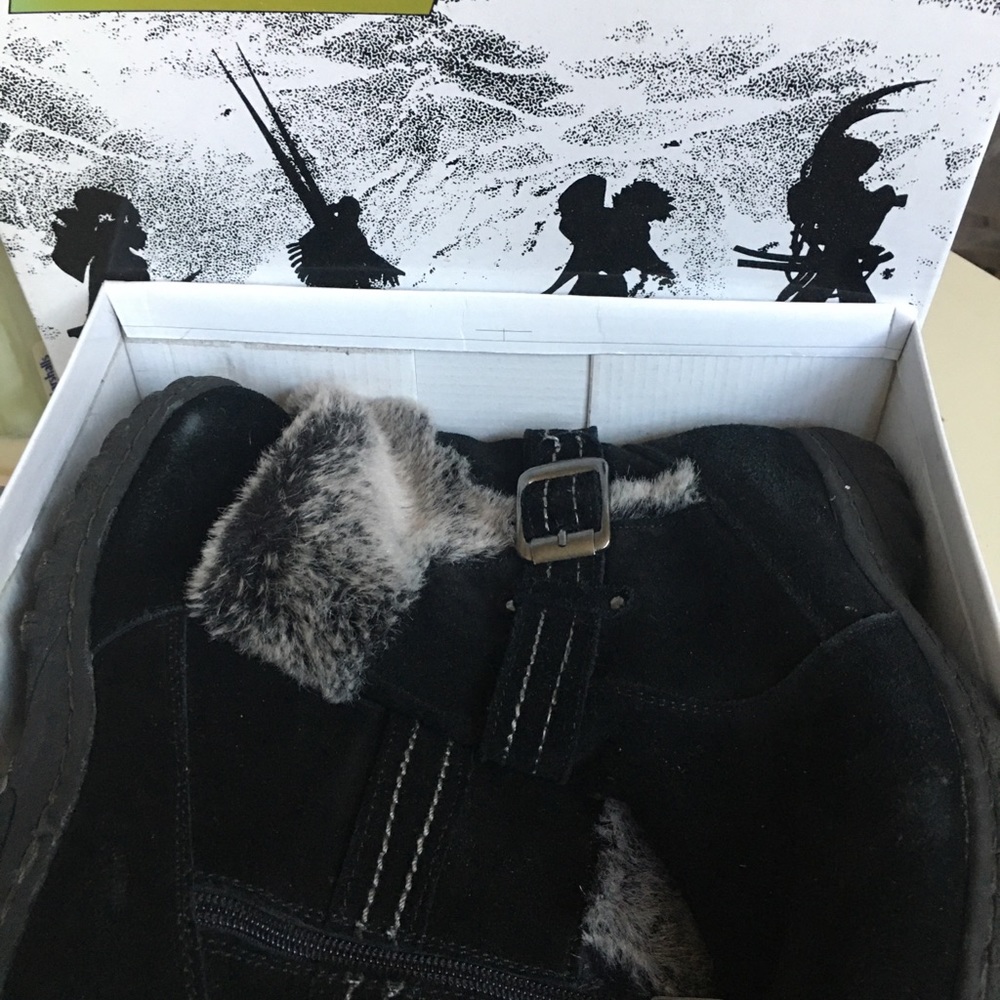 Khombu buckled booties